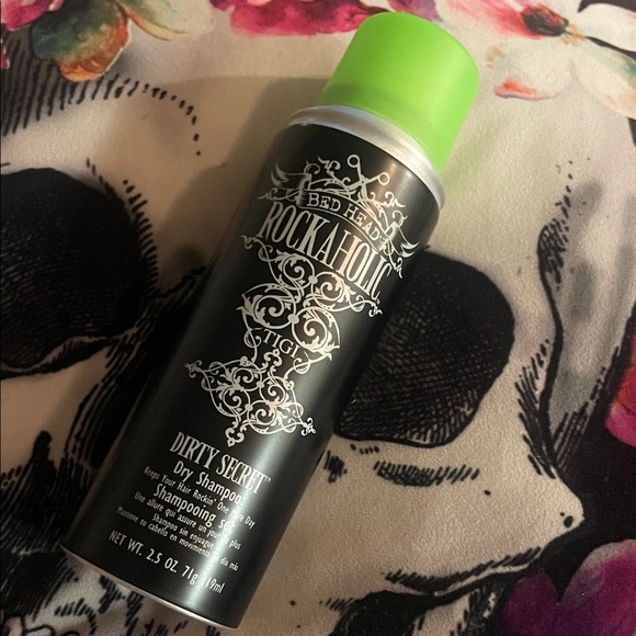 BedHead Other - BedHead Rockaholic Dirty Secret Dry Shampoo - Black with Bright Green Cap